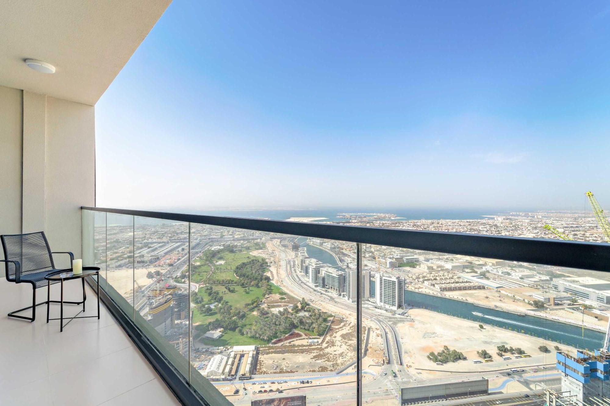 Silkhaus Luxury 2bdr At Aykon In Business Bay Dubai